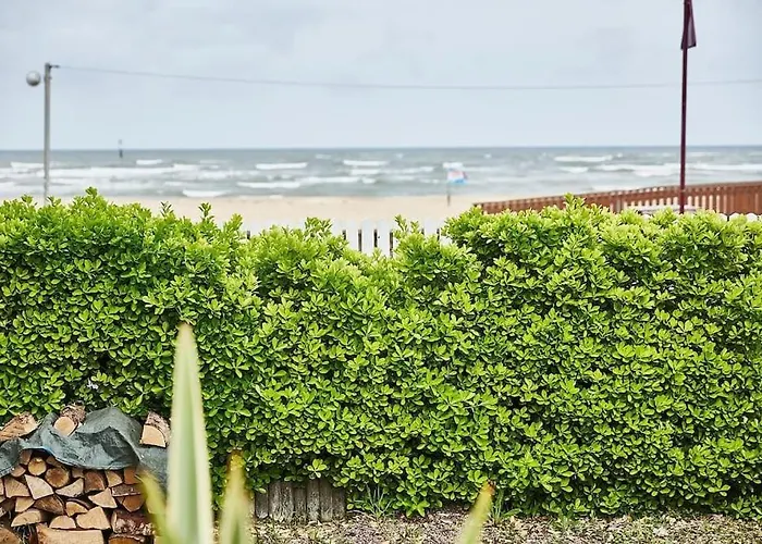 Charmante Maison De Bord De *